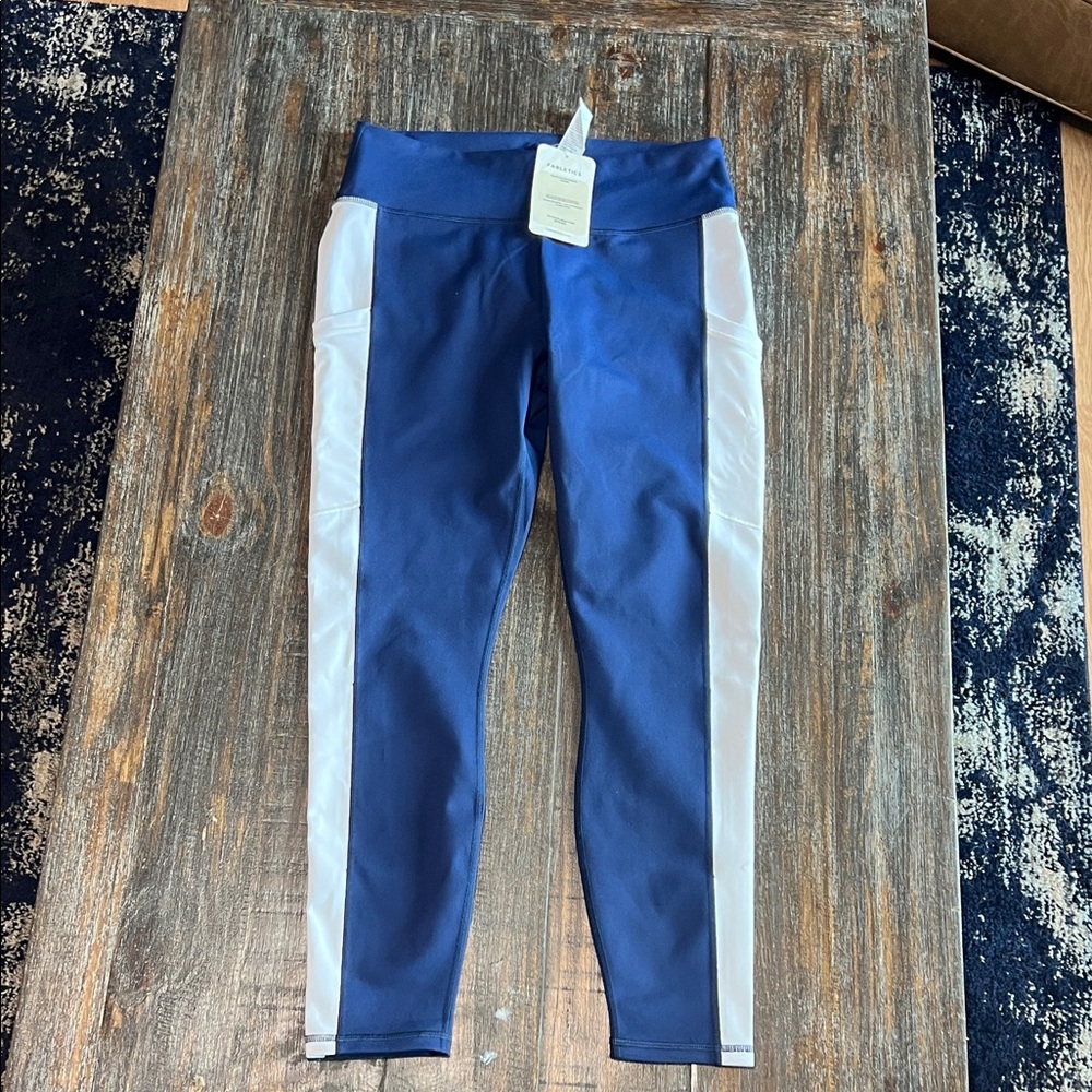 NWT Fabletics Women's Blue and White Leggings